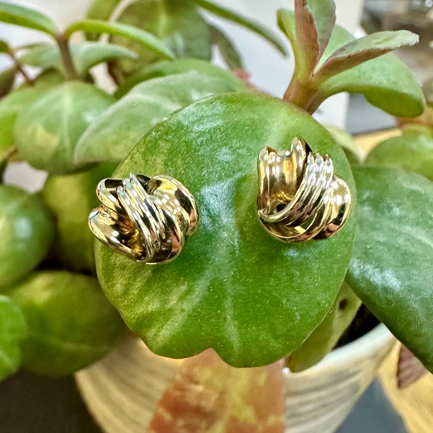 Preloved 9ct Triple Colour Knot Stud Earrings