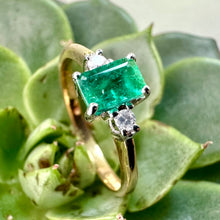 Load image into Gallery viewer, Preloved 9ct Emerald &amp; Diamond Ring
