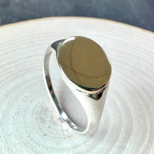 Load image into Gallery viewer, Sterling Silver &amp; 9ct Gold Oval Signet Ring
