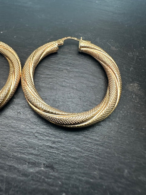 Preloved 9ct Yellow Gold 33mm Hoops