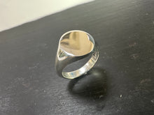Load image into Gallery viewer, Handmade Sterling Silver Oval Signet Ring (Small)
