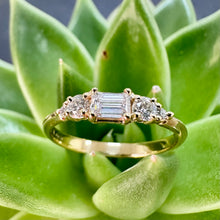 Load image into Gallery viewer, 18ct Yellow Gold Baguette &amp; Round Brilliant Cut Diamond Ring
