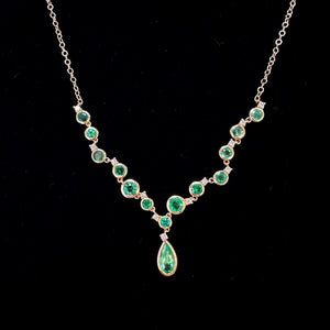 18ct Gold Emerald & Diamond Necklace