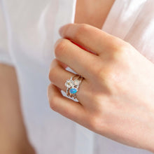 Load image into Gallery viewer, Silver Ring with Flower and Opalite
