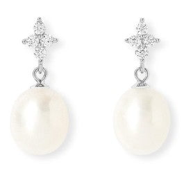 Cubic zirconia with White Teardrop Pearl Studs