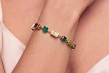 Load image into Gallery viewer, GeoCUBE® Iconic Wave Bracelet Forest Gold
