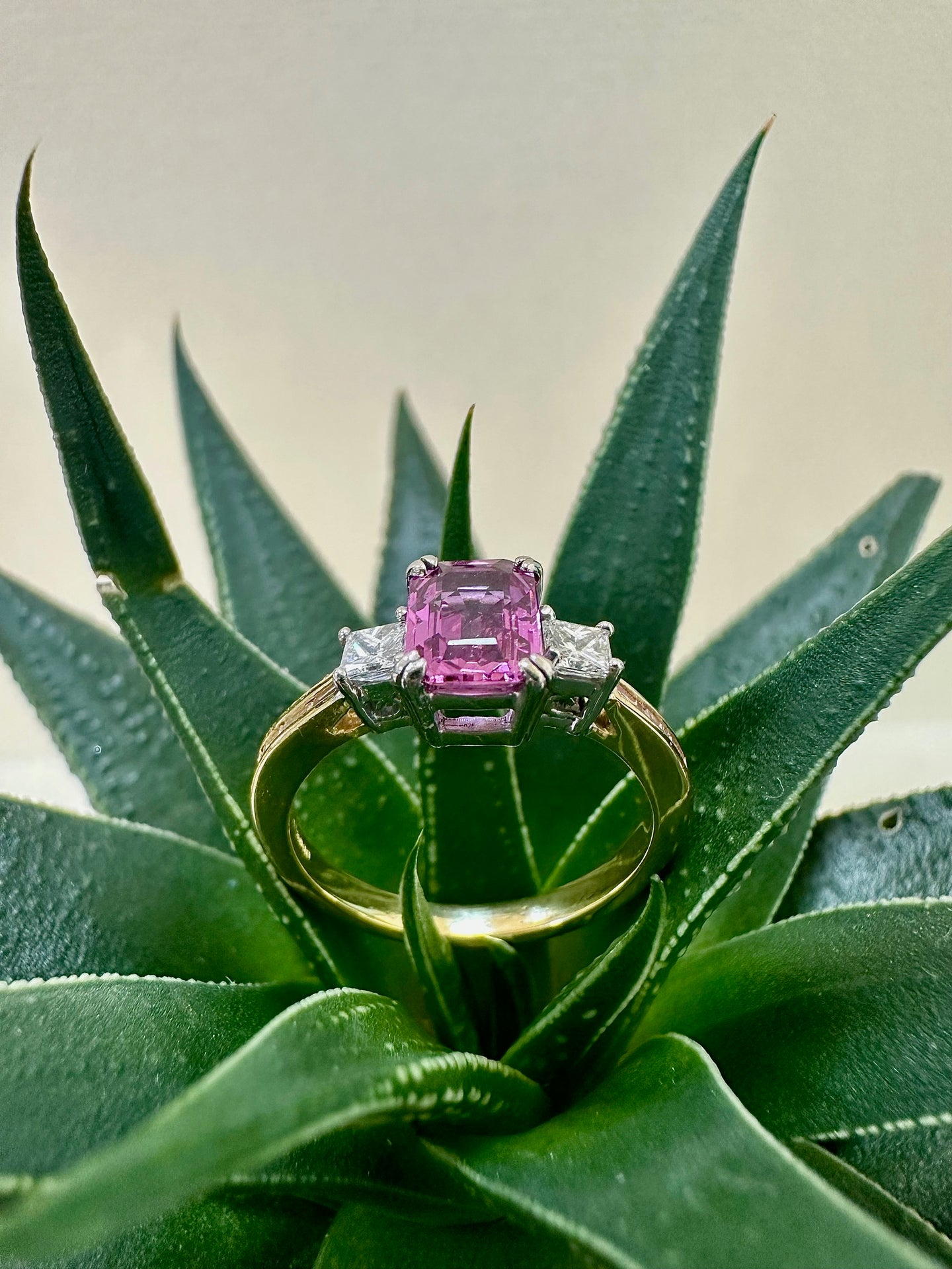 Preloved 18ct Pink Sapphire & Diamond Ring