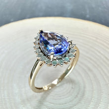 Load image into Gallery viewer, Preloved 9ct Yellow Gold Tanzanite and Diamond Ring
