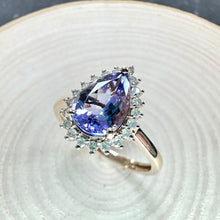 Load image into Gallery viewer, Preloved 9ct Yellow Gold Tanzanite and Diamond Ring
