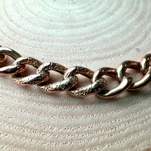 Load image into Gallery viewer, Preloved 9ct Curb Chain Bracelet
