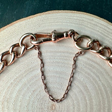 Load image into Gallery viewer, Preloved 9ct Curb Chain Bracelet
