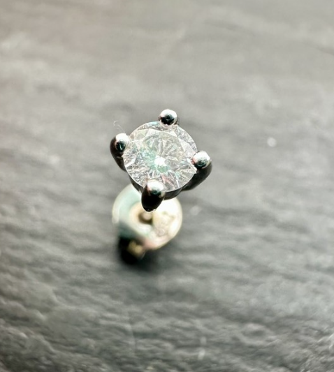 Preloved 18ct White Gold Diamond Studs