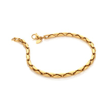 Load image into Gallery viewer, Ava &amp; Sky Stainless Steel Twisted Link Bracelet
