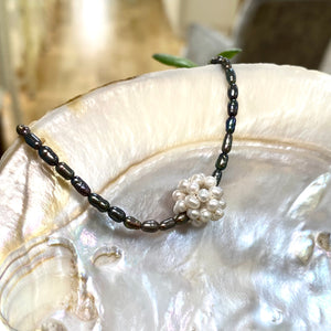 Black and White Freshwater Pearl Bracelet