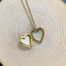 Load image into Gallery viewer, Preloved 9ct Yellow Gold Heart Locket and Chain

