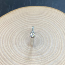 Load image into Gallery viewer, 18ct Single Stone Diamond Engagement Ring
