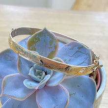 Load image into Gallery viewer, Preloved 9ct Yellow Gold Metal Core Engraved Bangle
