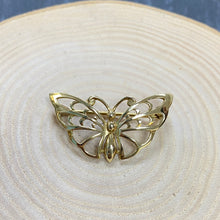 Load image into Gallery viewer, Preloved 9ct Yellow Gold Butterfly Brooch
