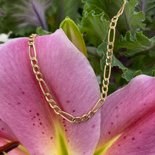 Load image into Gallery viewer, Preloved 9ct Yellow Gold Hollow Figaro Chain
