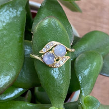 Load image into Gallery viewer, Pre-Loved Star Sapphire and Diamond Yellow Gold Ring
