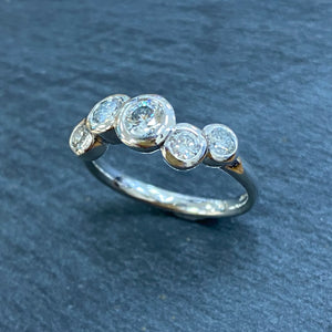 9ct Gold Staggered Diamond Bubble Ring