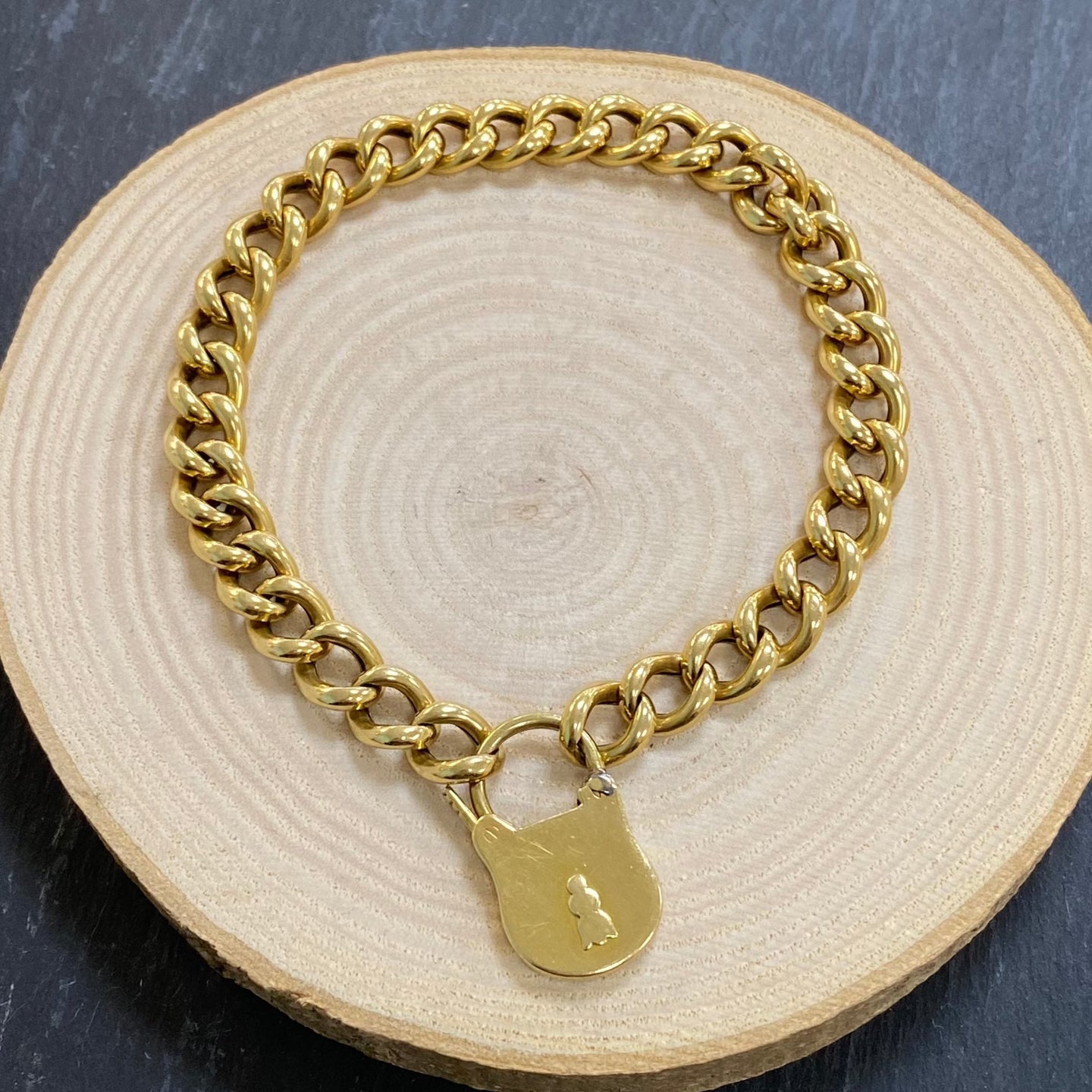 Preloved 9ct Yellow Gold Padlock Bracelet