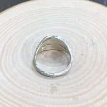 Load image into Gallery viewer, Handmade Silver Hammered Signet Ring
