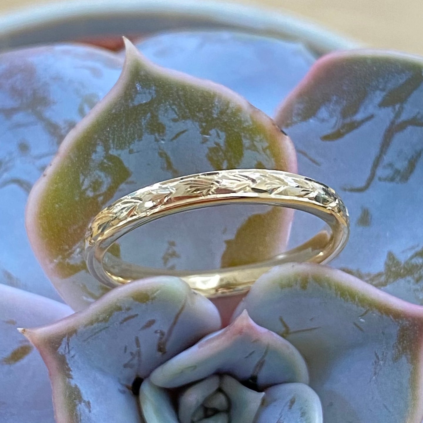 9ct Yellow Gold Engraved Ring